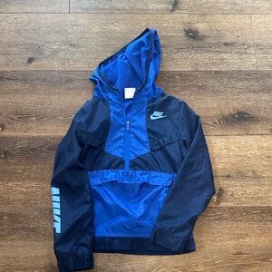 Nike pull over youth small